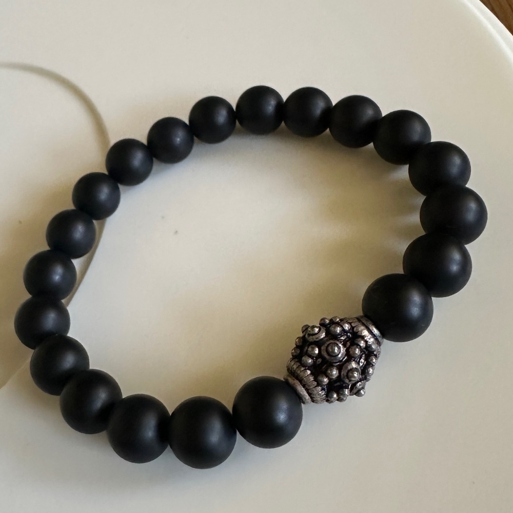 CLASSIC 8mm Matte Onyx Stretch Bracelet Black Silver Tibetan Spacer 6–7” - Picture 3 of 7